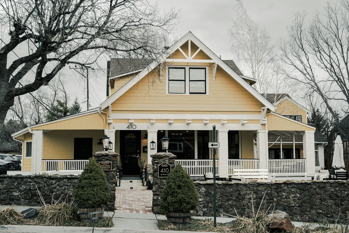 Custom Homes & New Construction in Clifton